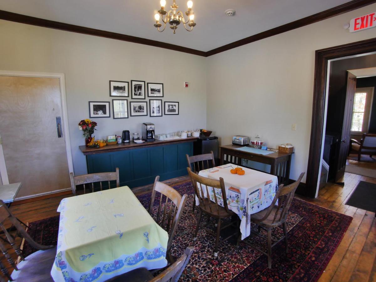 Mill Pond Inn Jefferson 外观 照片